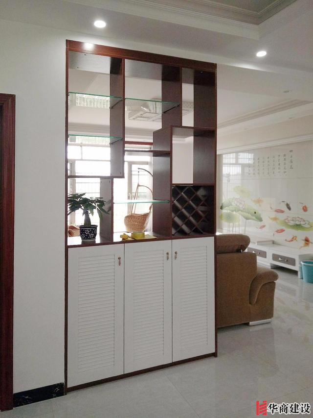 最新廣州流行的玄關(guān)裝修設(shè)計(jì)類型圖片